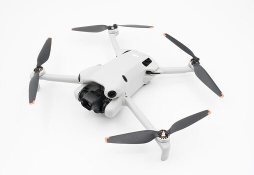 DJI Mini 4 Pro – רחפן קומפקטי לצילום אווירי