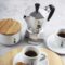המקינטה Bialetti Moka Express בגודל 6 כוסות – תמונה 1